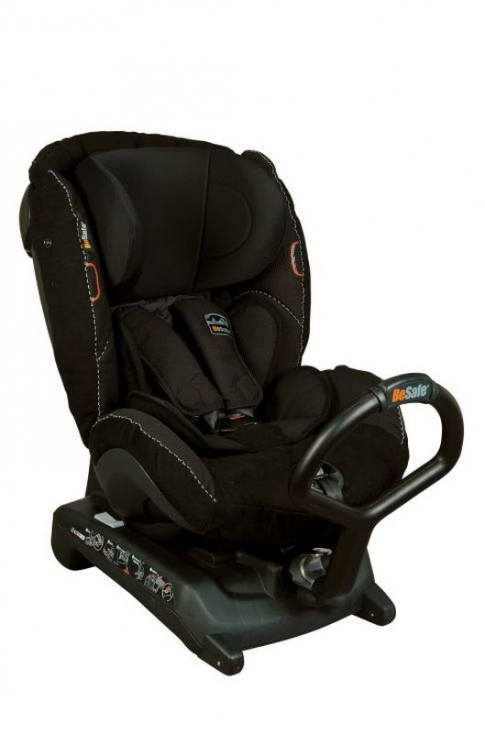 BeSafe iZi Kid X3 isofix, svart alcantara (25) i gruppen BILBARNSTOLAR / Bilbarnstol bak�tv�nd 0-25 kg hos K�pbarnvagn.se (1665)
