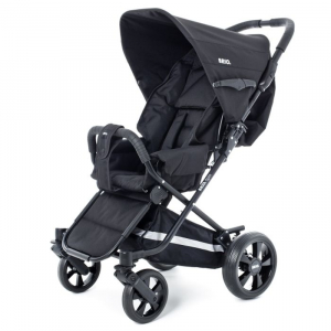 Brio Spin 2013 Black, Svart chassi - inkl myggn�t och parasoll