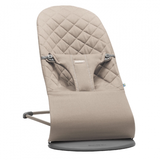 BabyBjrn Babysitter Bliss Sandgr i gruppen Leksaker / Babylek 0-1 r / Babysitter hos Kpbarnvagn (006017A)