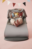 BabyBjörn Babysitter Bliss Light Grey 3D Jersey + Lekbåge