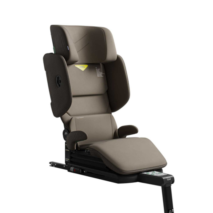 Axkid UP Driftwood Beige i gruppen Bilbarnstolar / Stol för varje steg / Bältesstolar hos Köpbarnvagn (AXKI27050147)