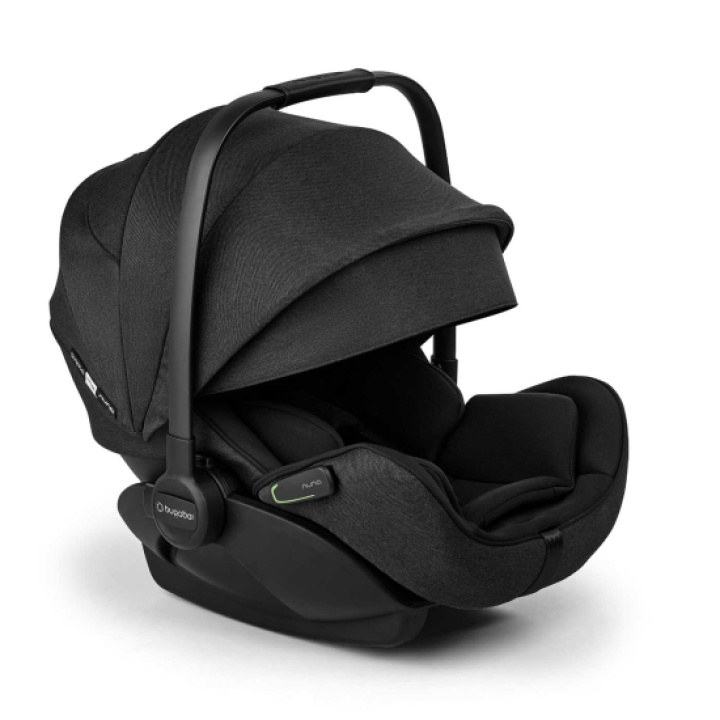 Bugaboo Otter by Nuna Mineral Washed Black i gruppen Bilbarnstolar / Stol för varje steg / Babyskydd hos Köpbarnvagn (BUBO400020003)