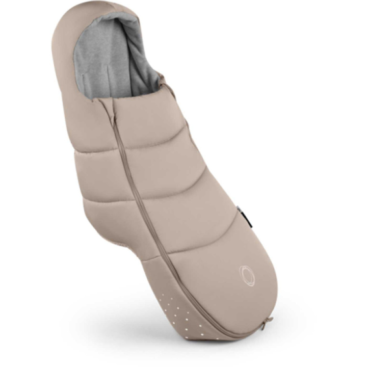 Bugaboo Åkpåse Desert Taupe i gruppen Barnvagnar / Varumärken / Bugaboo / Bugaboo tillbehör hos Köpbarnvagn (BUBOS003114033)