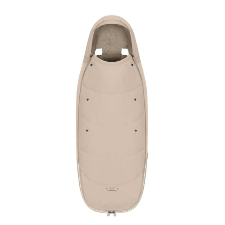 Cybex Platinum Åkpåse Cozy Beige i gruppen Barnvagnar / Varumärken / Cybex / Tillbehör hos Köpbarnvagn (CYBE526000513)