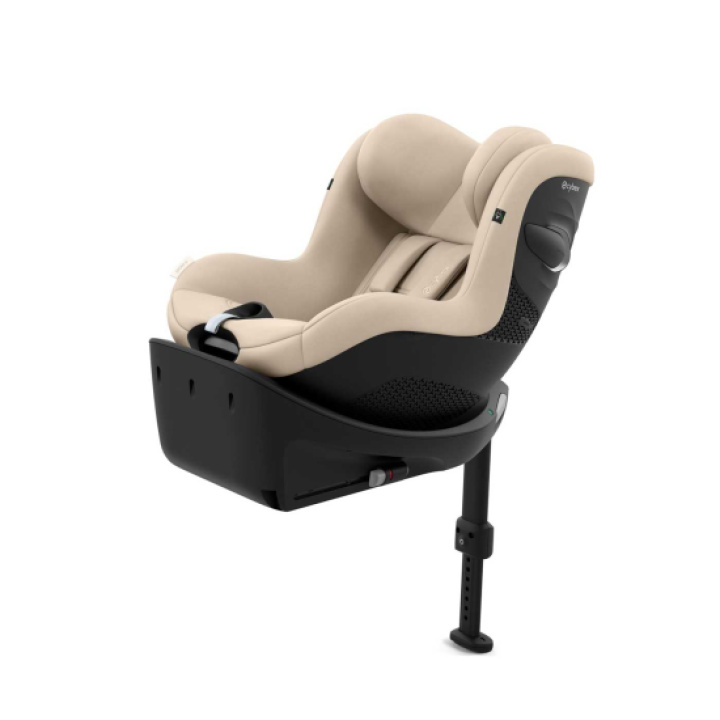 Cybex Sirona Gi i-Size Almond Beige i gruppen Bilbarnstolar / Stol för varje steg / Bakåtvända bilbarnstolar hos Köpbarnvagn (CYBE526001785)