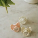 Elodie Binky Bow Napp Silikon 0-6 mån Misty Pink