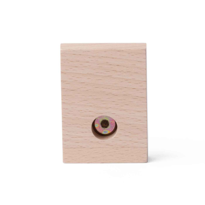 KAOS Klapp Väggkrok för Matstol Bok Natural i gruppen Äta & Mata / Matstolar & dynor / KAOS Klapp hos Köpbarnvagn (KAOSKLA-HOO-REC-BEE)