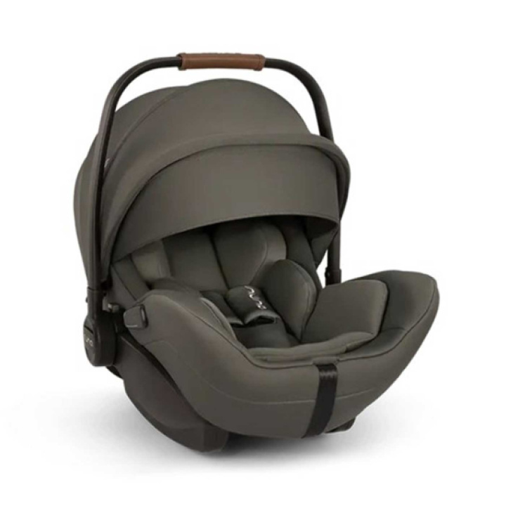 Nuna Arra Flex Babyskydd Pine i gruppen Bilbarnstolar / Stol för varje steg / Babyskydd hos Köpbarnvagn (NUNACS20200PNEGL)